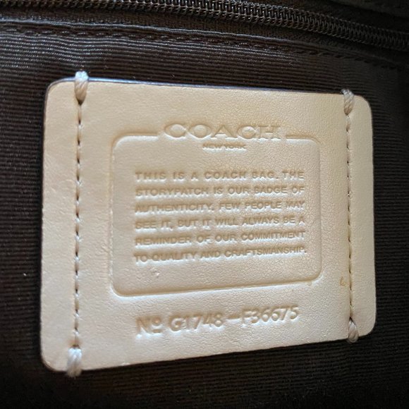 Coach crossbody purse - Picture 3 of 6